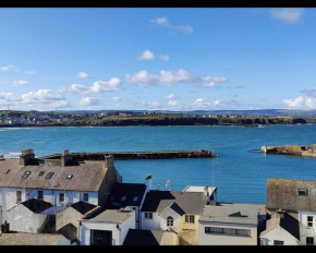 Portrush Penthouse Stunning Harbour & Atlantic Views